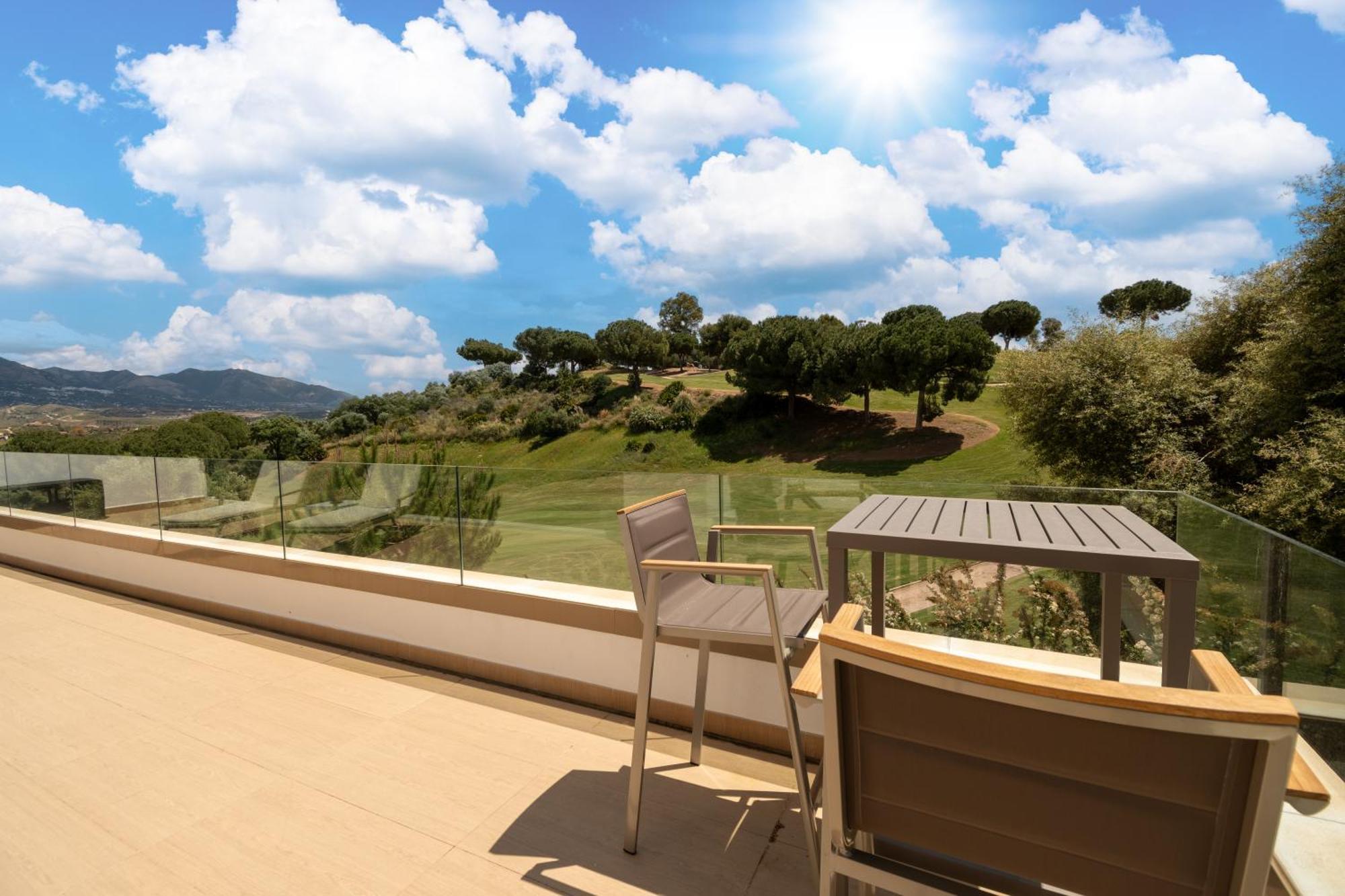 La Cala Golf Resort 3 Bed Apt - Sleek Corner Plot La Cala De Mijas Εξωτερικό φωτογραφία