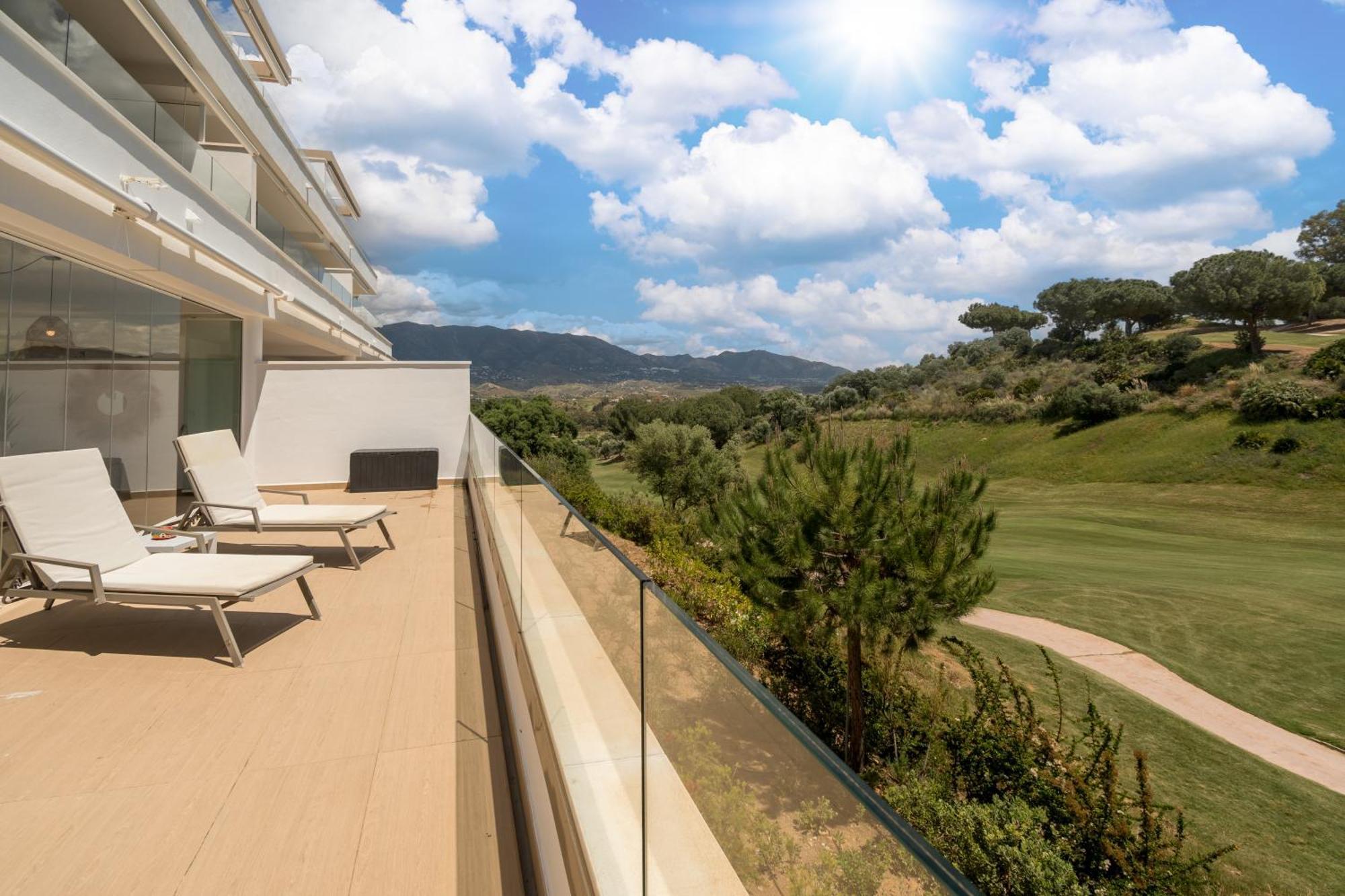 La Cala Golf Resort 3 Bed Apt - Sleek Corner Plot La Cala De Mijas Εξωτερικό φωτογραφία